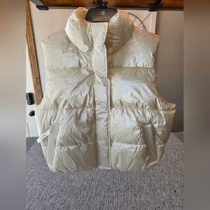 PINK Victoria's Secret Glossy Ivory Puffer Vest